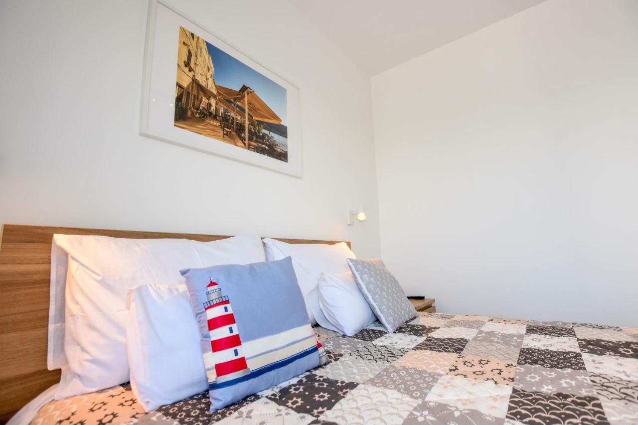 Villa Magena - Luxury Apartments In Pag Center Pag Town Exterior photo