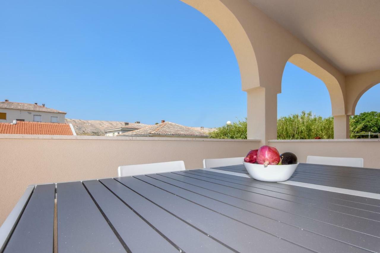 Villa Magena - Luxury Apartments In Pag Center Pag Town Exterior photo